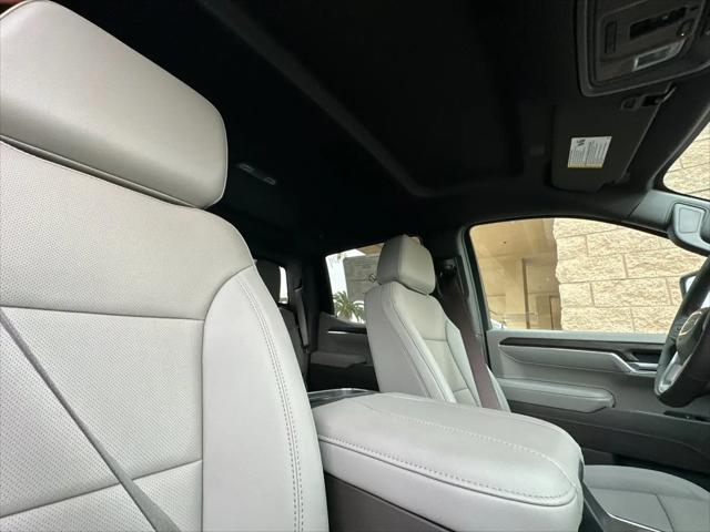 2026 GMC Sierra 1500 Crew Cab, Standard Bed, SLT, 4WD