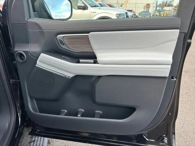 2025 Ford Expedition Platinum MAX
