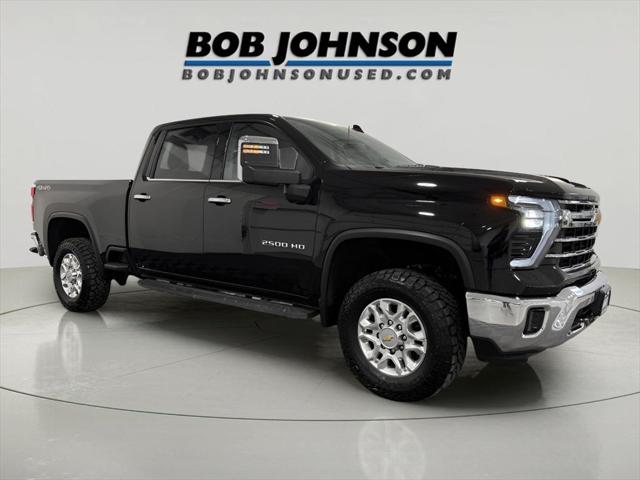 2025 Chevrolet Silverado 2500HD 4WD Crew Cab Standard Bed LTZ