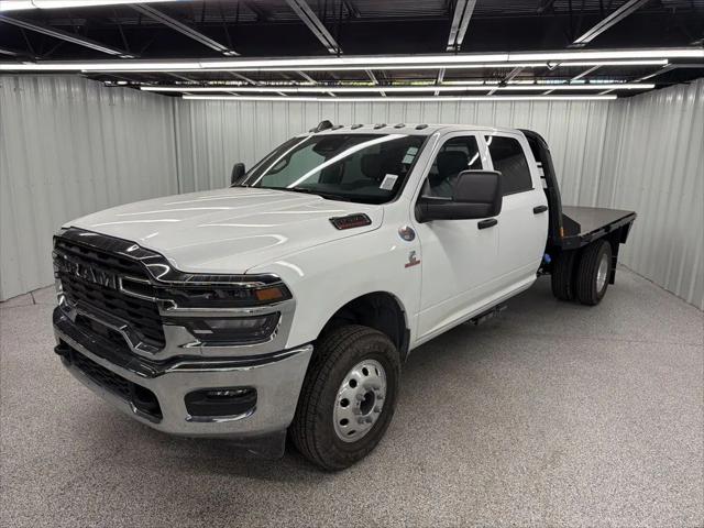 2026 RAM Ram 3500 Chassis Cab RAM 3500 TRADESMAN CREW CAB CHASSIS 4X4 60 CA 2026 RAM Ram 3500 Chassis Cab RAM 3500 TRADESMAN CREW CAB CHASSIS 4X4 60 CA