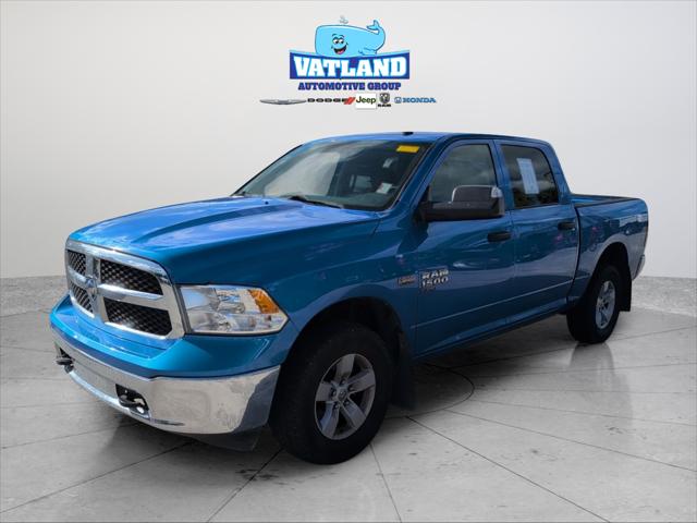 2022 RAM 1500 Classic Tradesman Crew Cab 4x4 57 Box 2022 RAM 1500 Classic Tradesman Crew Cab 4x4 57 Box