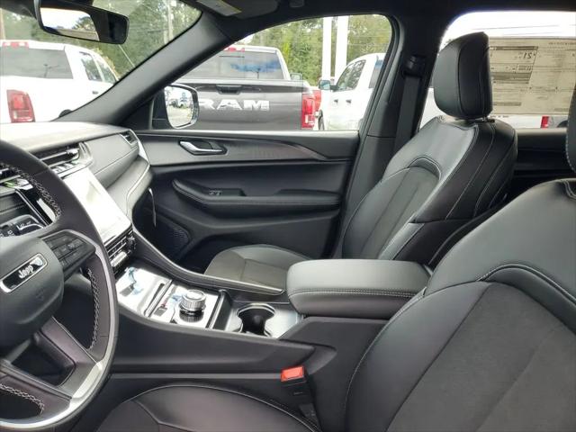2025 Jeep Grand Cherokee L Altitude X 4x4