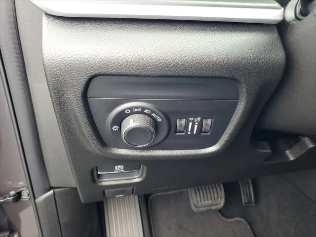 2025 Jeep Grand Cherokee L Altitude X 4x4