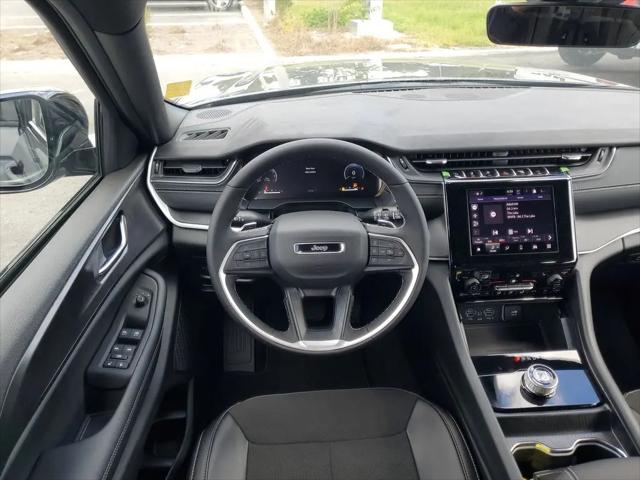2025 Jeep Grand Cherokee L Altitude X 4x4