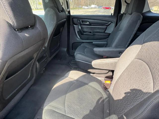 2016 GMC Acadia SLE-2