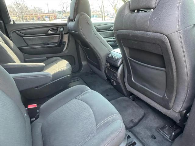 2016 GMC Acadia SLE-2