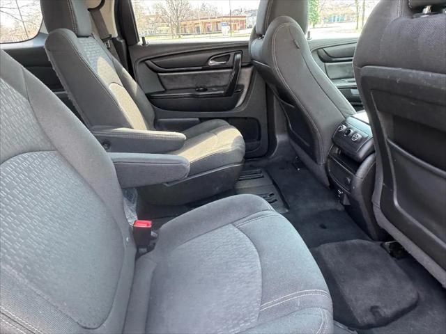2016 GMC Acadia SLE-2