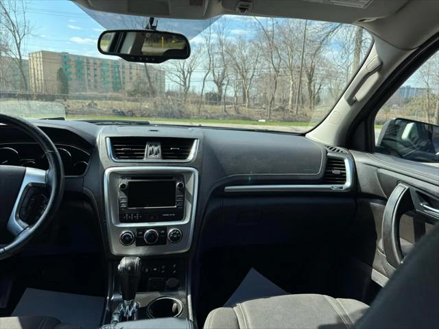 2016 GMC Acadia SLE-2