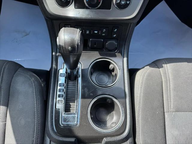 2016 GMC Acadia SLE-2