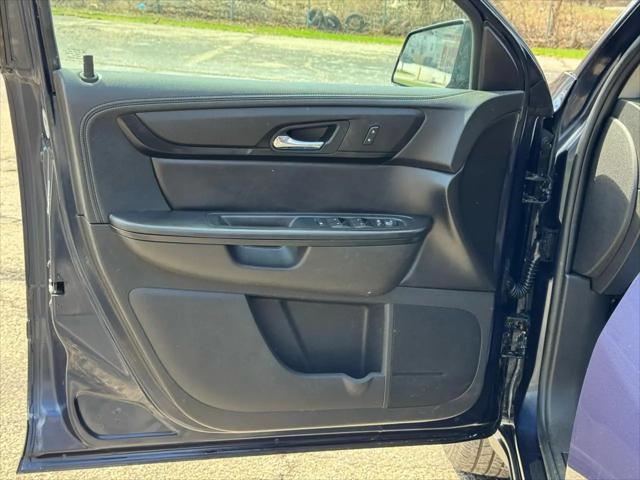 2016 GMC Acadia SLE-2