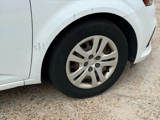 2020 Chevrolet Sonic FWD Hatchback 1FL 5-Door