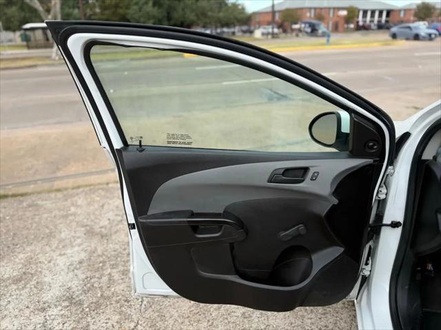 2020 Chevrolet Sonic FWD Hatchback 1FL 5-Door