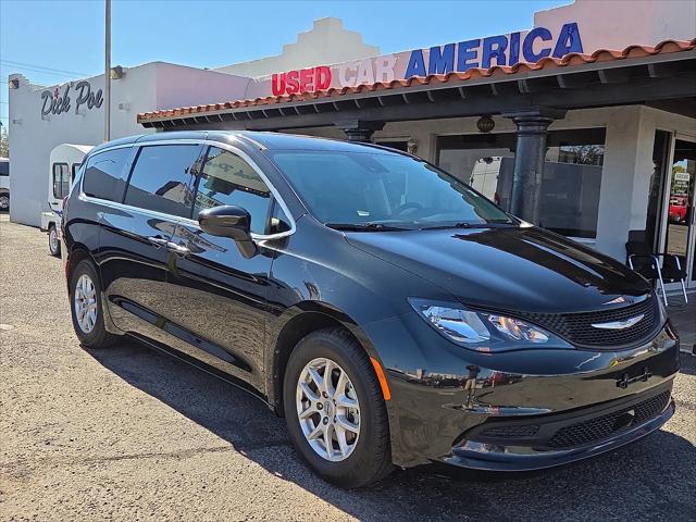 2023 Chrysler Voyager LX 2023 Chrysler Voyager LX