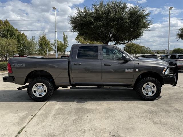 2017 RAM 2500 Tradesman Crew Cab 4x4 64 Box 2017 RAM 2500 Tradesman Crew Cab 4x4 64 Box
