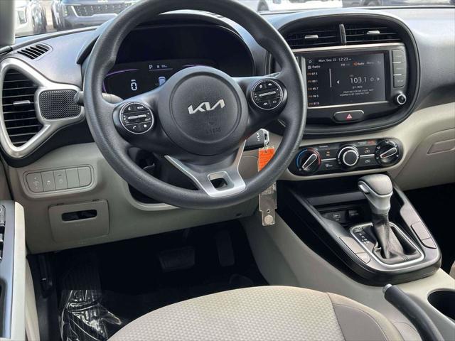 2023 Kia Soul LX 2023 Kia Soul LX