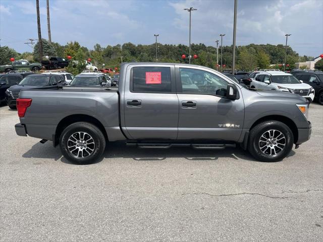 2024 Nissan TITAN Crew Cab SV 4x4 2024 Nissan TITAN Crew Cab SV 4x4