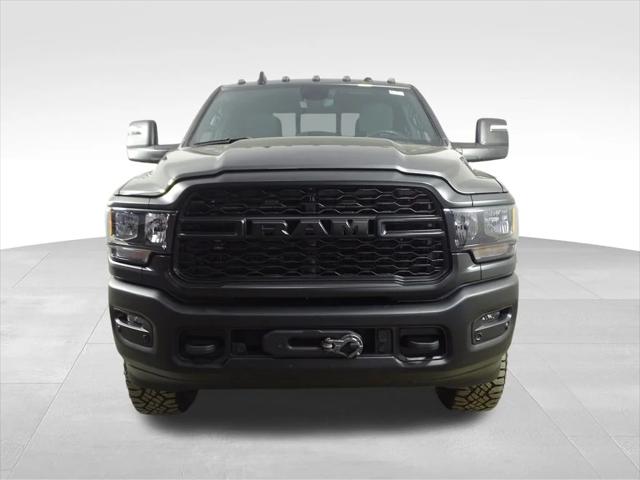 2024 RAM 2500 Tradesman Crew Cab 4x4 64 Box