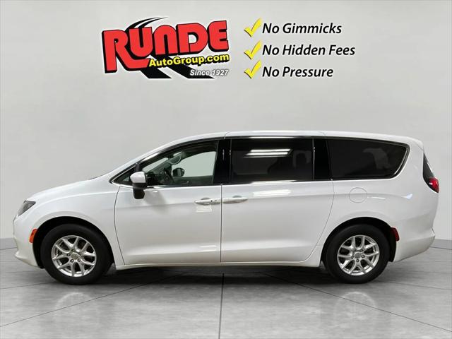 2020 Chrysler Voyager LX 2020 Chrysler Voyager LX