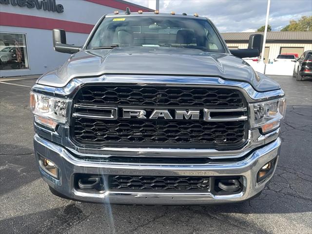 2022 RAM 3500 Chassis Tradesman/SLT 2022 RAM 3500 Chassis Tradesman/SLT