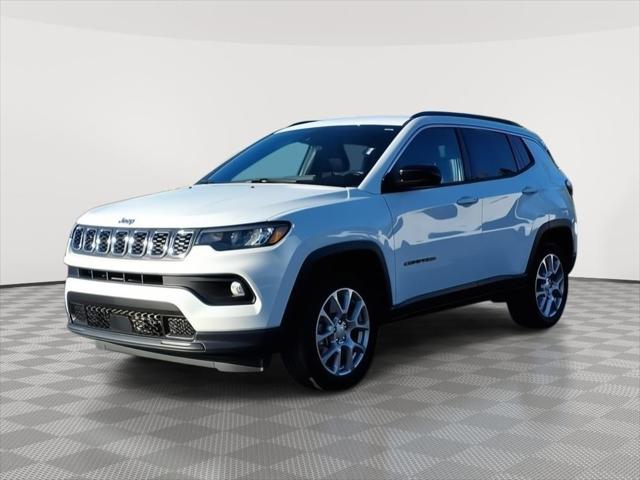 2024 Jeep Compass Latitude Lux FWD 2024 Jeep Compass Latitude Lux FWD