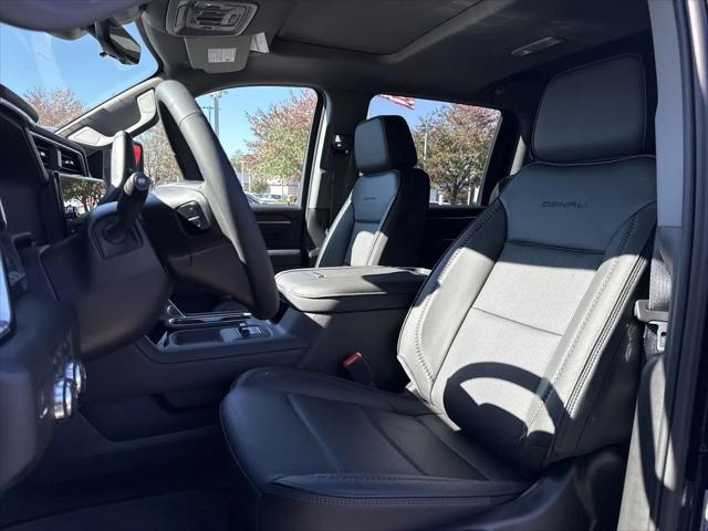 2026 GMC Sierra 2500HD Crew Cab, Standard Bed, Denali, 4WD