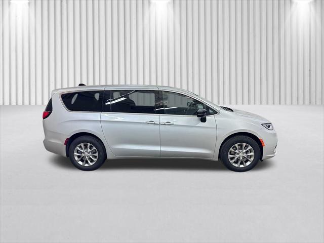 2026 Chrysler Pacifica PACIFICA SELECT AWD 2026 Chrysler Pacifica PACIFICA SELECT AWD
