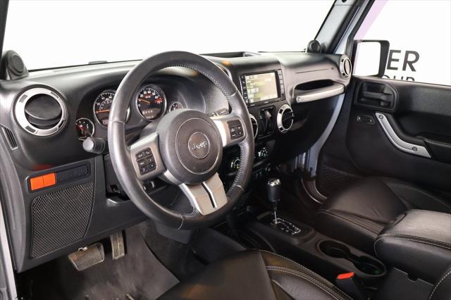 2014 Jeep Wrangler Rubicon X 2014 Jeep Wrangler Rubicon X