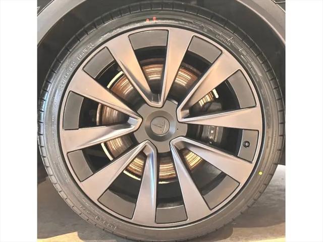 2022 Tesla Model X Plaid Tri Motor All-Wheel Drive