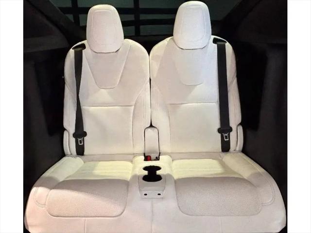 2022 Tesla Model X Plaid Tri Motor All-Wheel Drive