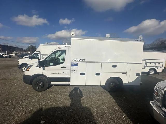 2025 Ford Transit Cutaway Unknown