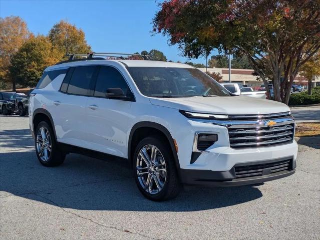 2025 Chevrolet Traverse AWD LT
