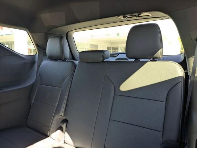 2025 Chevrolet Traverse AWD LT
