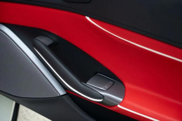 2023 Ferrari Portofino Standard