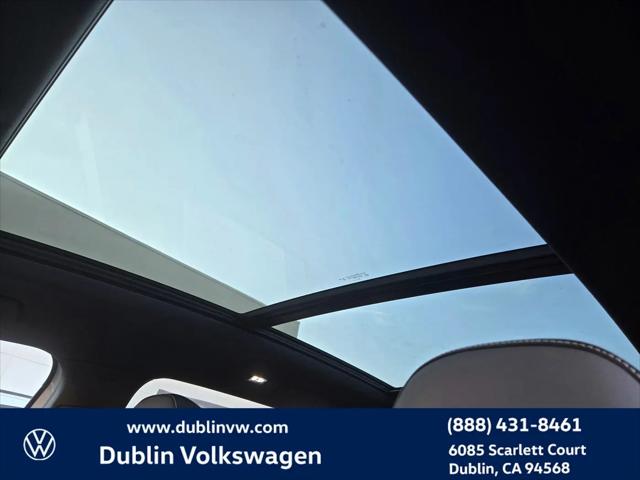 2026 Volkswagen Tiguan SEL R-Line Turbo
