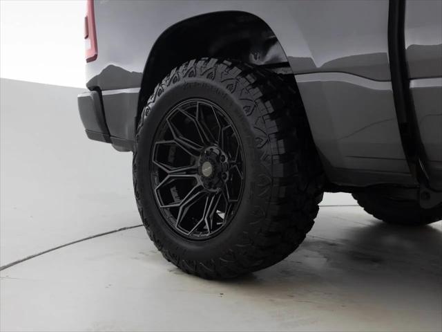 2020 Ram 1500 Big Horn Crew Cab 4x4 5'7" Box