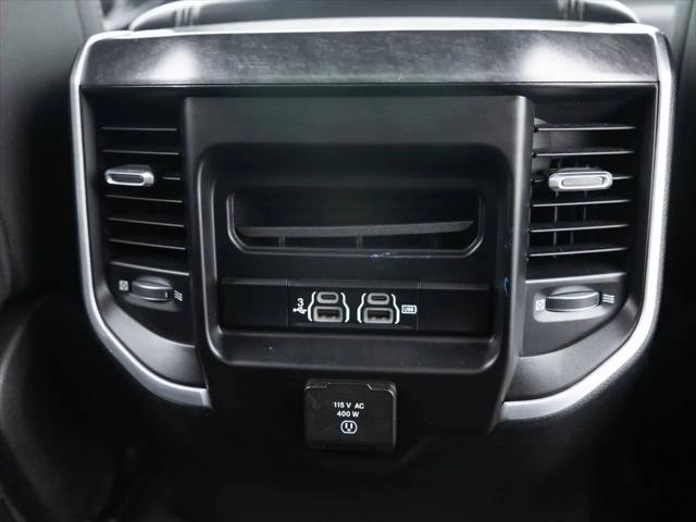 2020 Ram 1500 Big Horn Crew Cab 4x4 5'7" Box