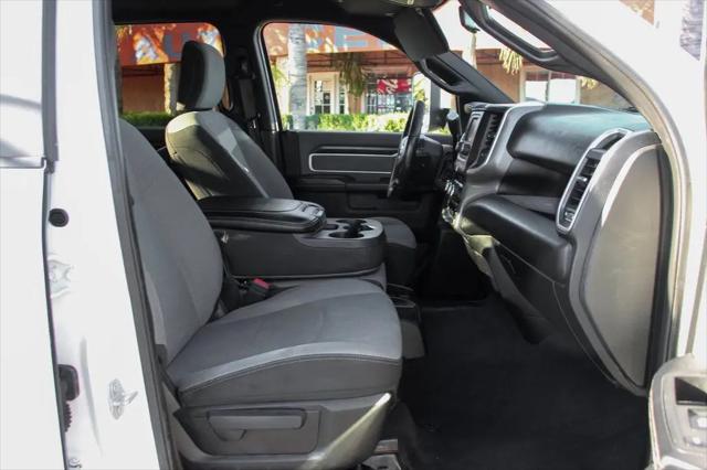 2021 Ram 3500 Big Horn Crew Cab 4x4 8' Box