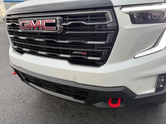 2024 GMC Acadia AWD AT4