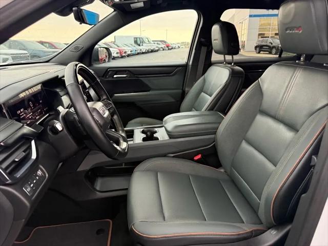 2024 GMC Acadia AWD AT4