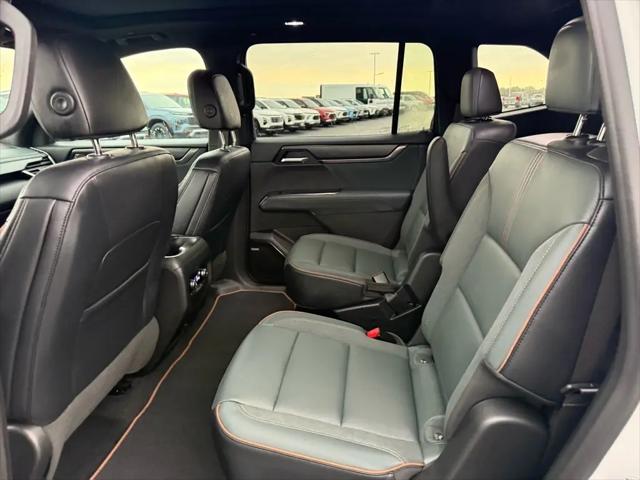 2024 GMC Acadia AWD AT4