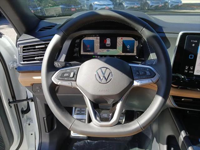 2026 Volkswagen Atlas Cross Sport SEL R-Line Black