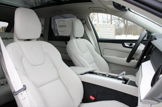 2026 Volvo XC60 B5 Ultra