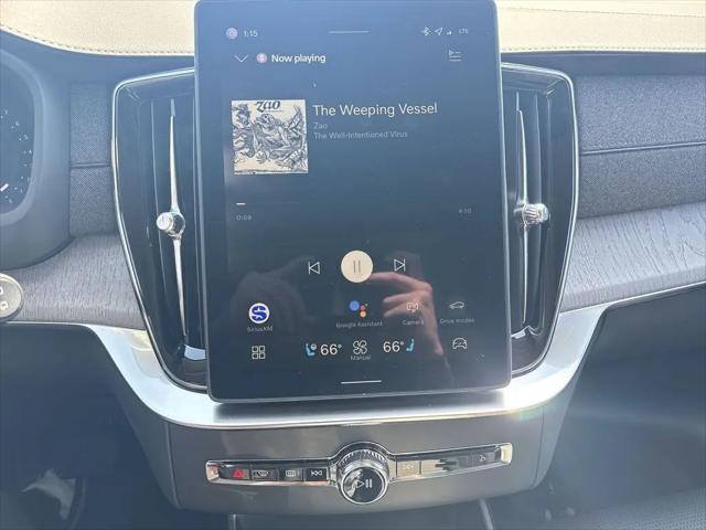 2026 Volvo XC90 Plug-In Hybrid Ultra Dark Theme, T8 AWD, Electric/Gasoline, 7 Seats