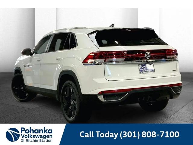 2026 Volkswagen Atlas Cross Sport SE with Technology