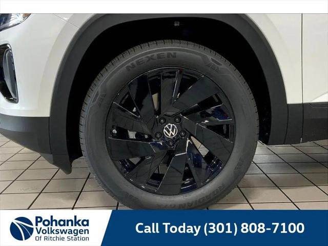 2026 Volkswagen Atlas Cross Sport SE with Technology