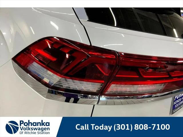 2026 Volkswagen Atlas Cross Sport SE with Technology