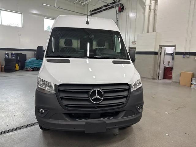 2026 Mercedes-Benz Sprinter 2500 High Roof 4-Cyl Diesel HO