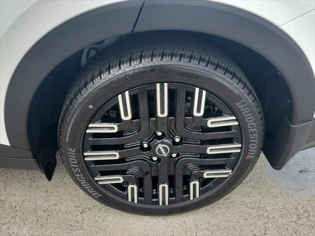 2026 Nissan LEAF PLATINUM+