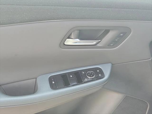 2026 Nissan LEAF PLATINUM+