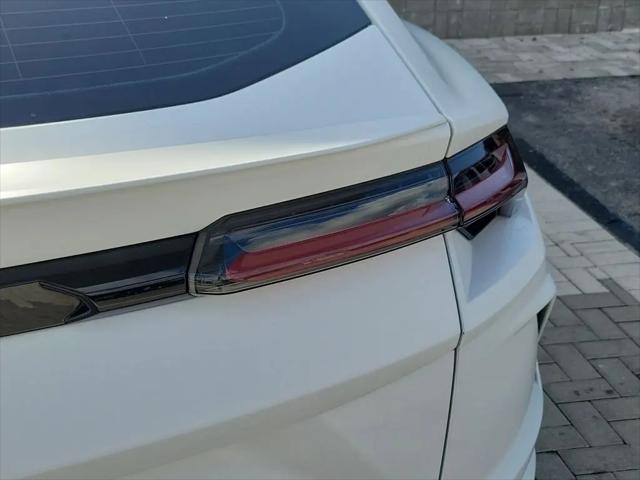 2022 Lamborghini Urus Graphite Capsule